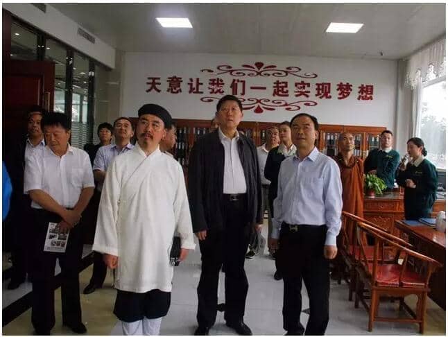 山东省政协常委、民宗委主任孙传宏莅临星空真人考察参观