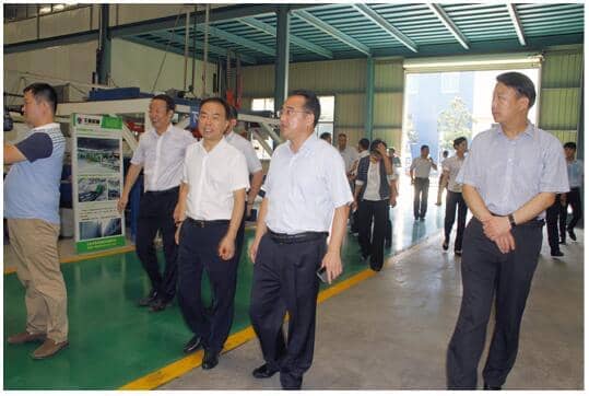 兖州区区委书记王宏伟一行莅临星空真人机械调研