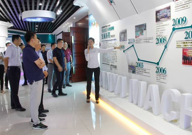 邹城青年企业家代表团莅临星空真人机械参观调研