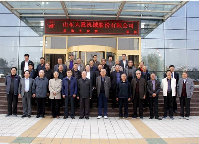 兖州区人大、政协领导莅临星空真人机械参观考察