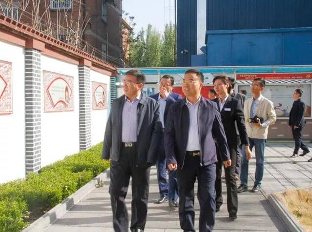 区委常委、区纪委书记、区监委主任王庆峰调研星空真人机械