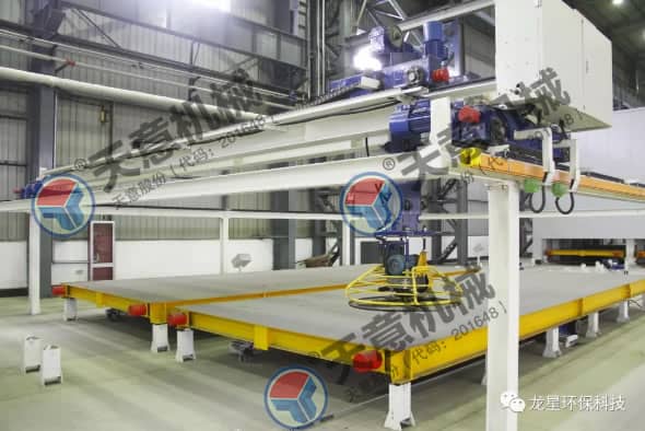 热烈祝贺星空真人机械与龙星科技PC构件生产线顺利交接！