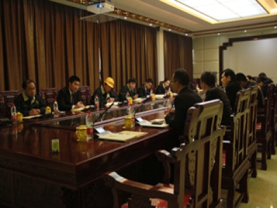 星空真人机械与万科房产强强联合暨新型建材装备技术交流会隆重召开！