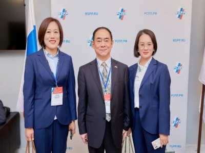 扬帆海外丨星空真人机械亮相俄罗斯国际建筑及工程机械展览会