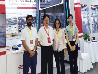 携手话合作 共创新商机丨星空真人机械亮相2024中国混凝土展