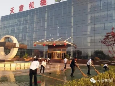 劳动最光荣！向劳动着的星空真人家人致敬！