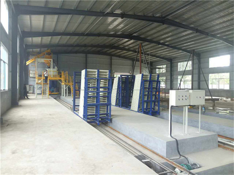 轻质复合墙板设备介绍丨星空真人让建筑更简单