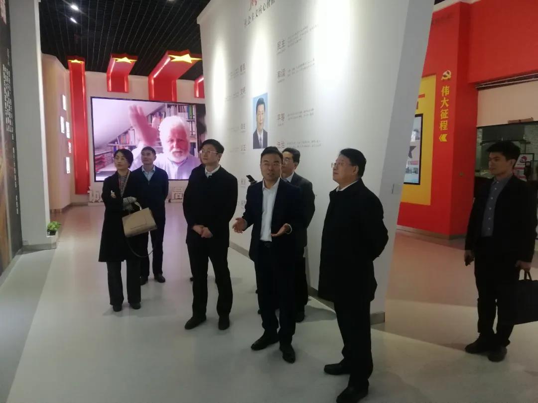 省工业和信息化厅一级巡视员张忠军一行莅临星空真人机械考察调研