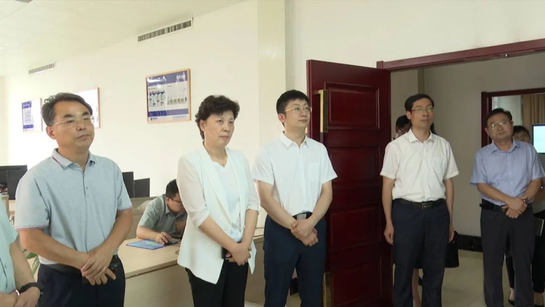 济宁市政协主席霍媛媛莅临星空真人考察调研“界别同心汇”试点准备及建设情况